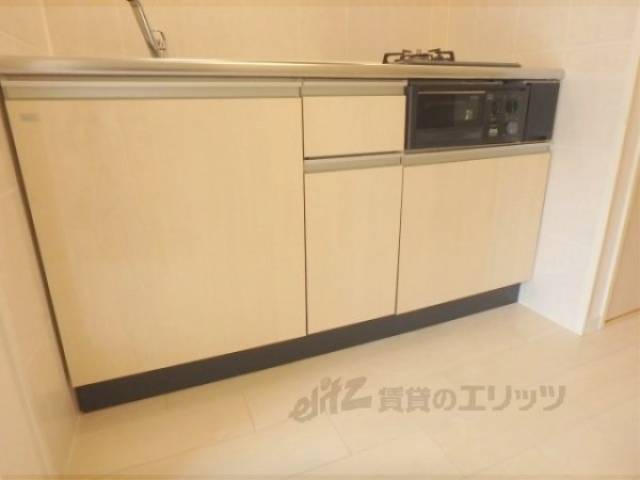 キッチン下収納