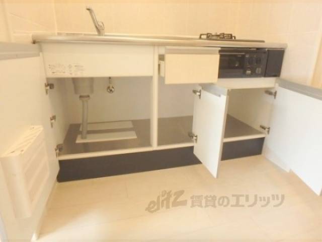 キッチン下収納