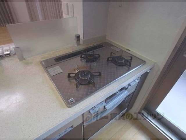 キッチン　コンロ