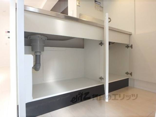 キッチン　収納