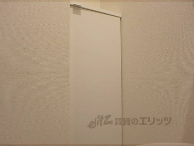 トイレ　収納