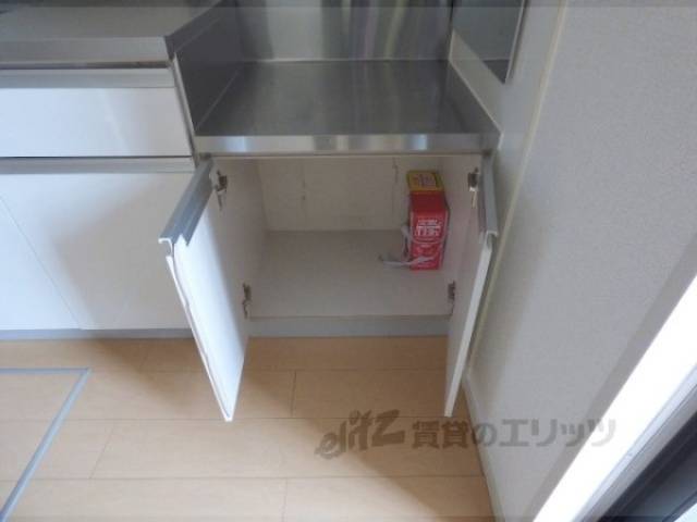 キッチン　収納