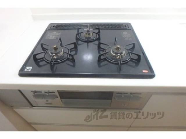 キッチン　コンロ