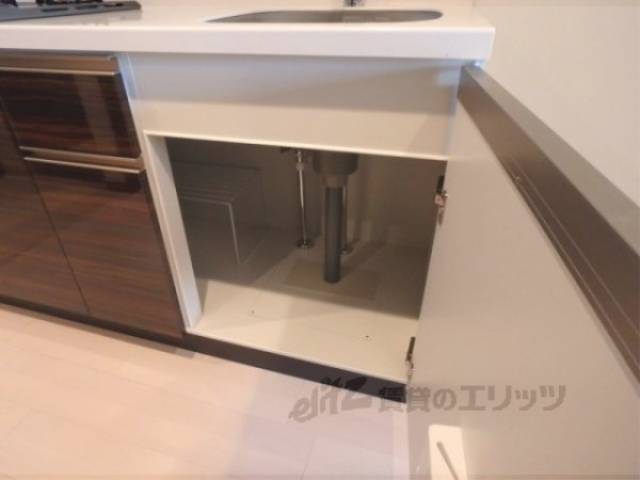 キッチン　キッチン下部収納