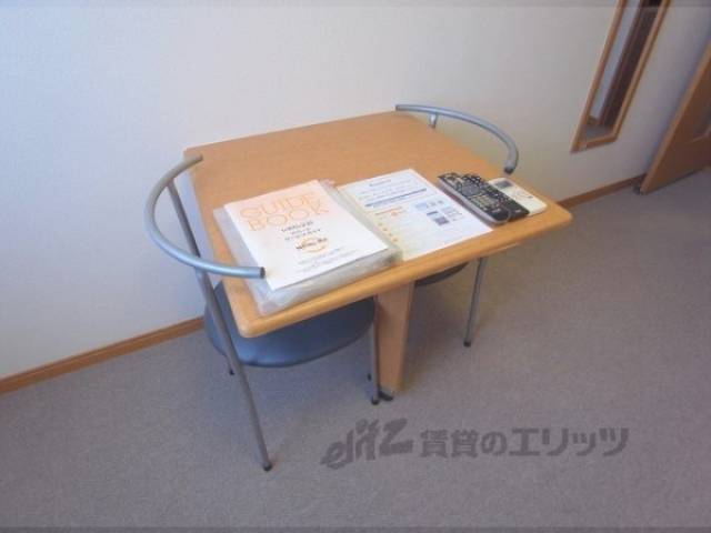 テーブル
