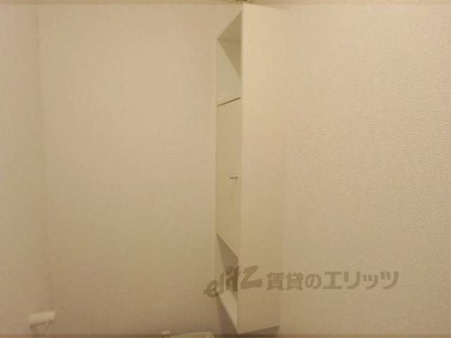 トイレ　収納