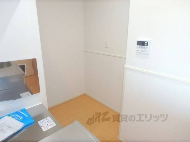 食器棚置場