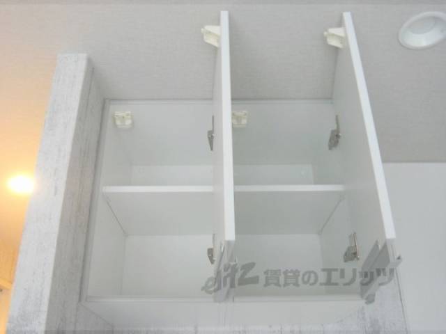 キッチン上の収納