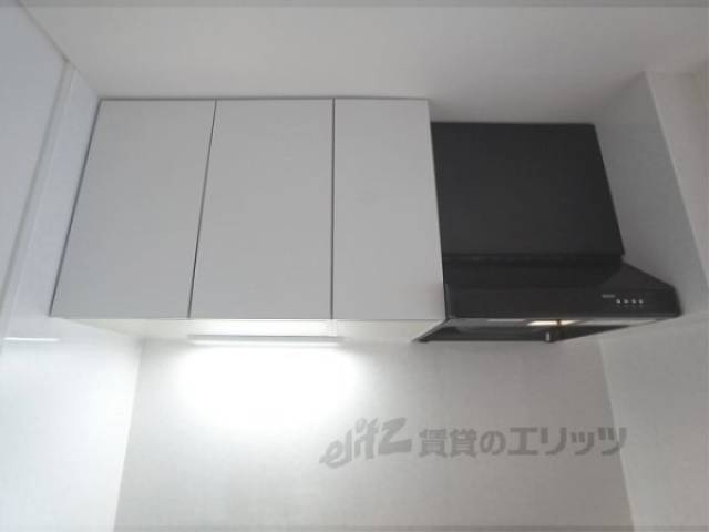 収納　キッチン上の収納