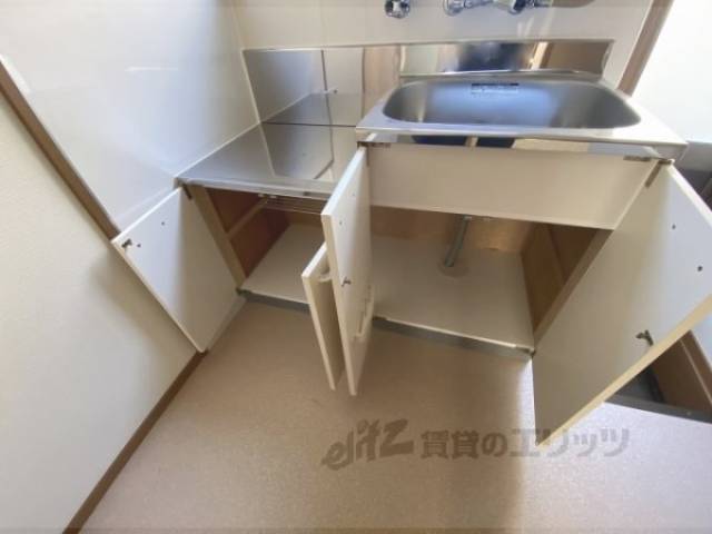 キッチン　下部収納