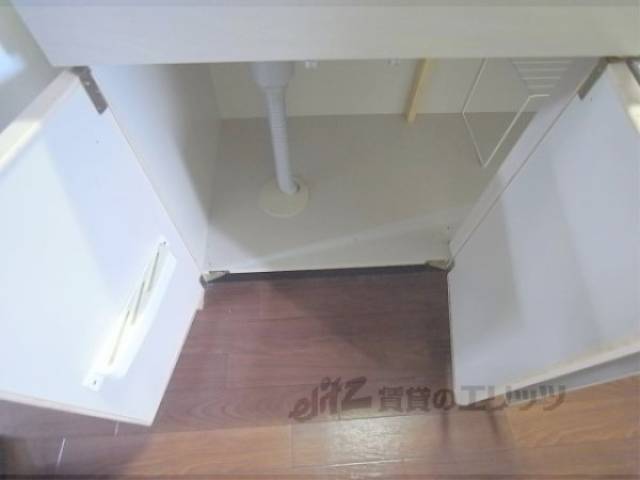 キッチン　下部収納