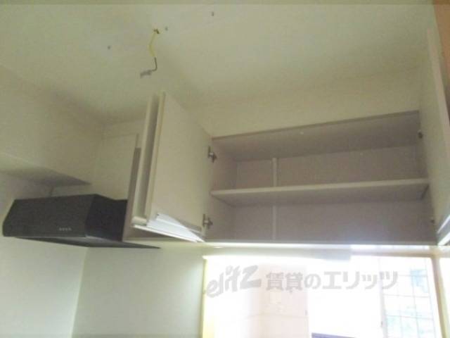 キッチン　収納