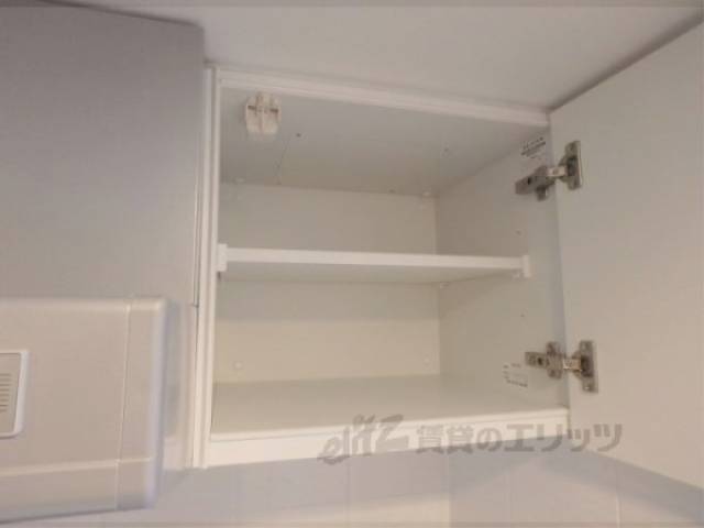 キッチン　キッチン上部棚