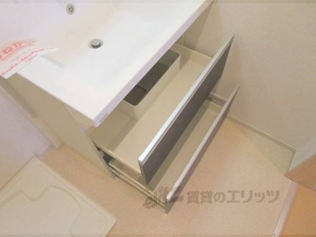 洗面所　収納