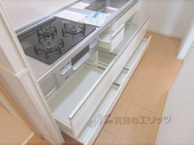 キッチン　収納