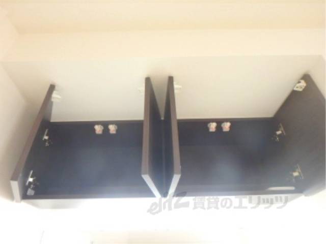 洗面所　上部収納