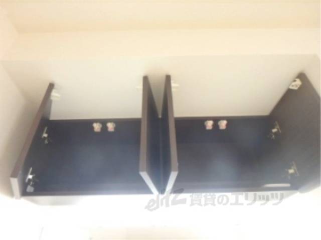 洗面所　上部収納