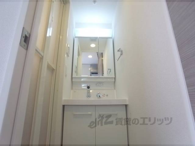 洗面所　洗面化粧台