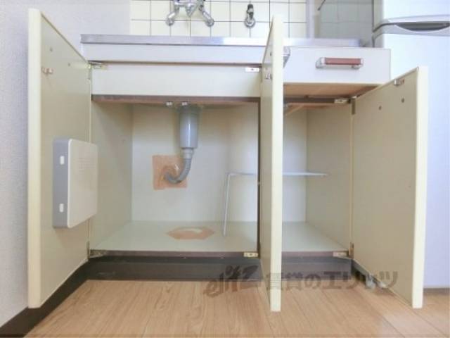 キッチン　下部収納