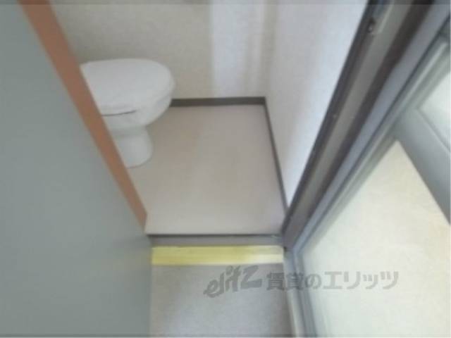 トイレ　段差　ベランダから入る