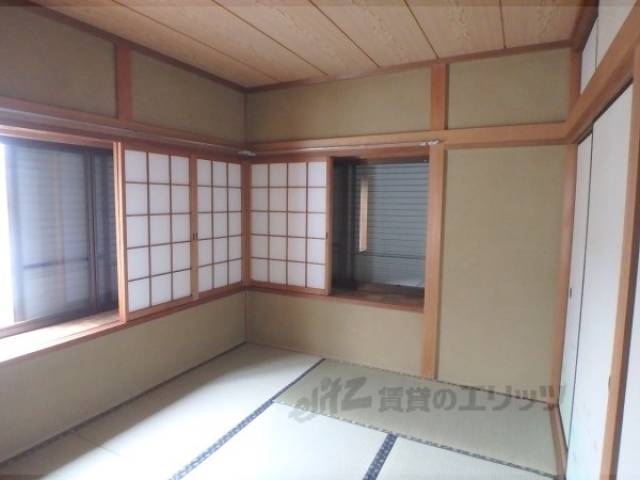 和室　2階西側　6帖