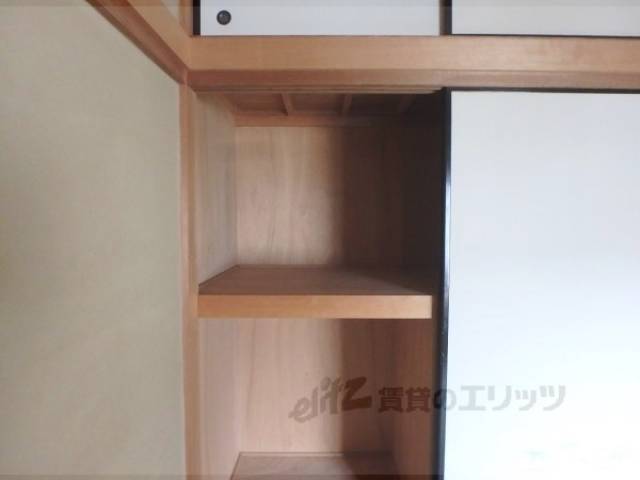 収納　和室2階西側