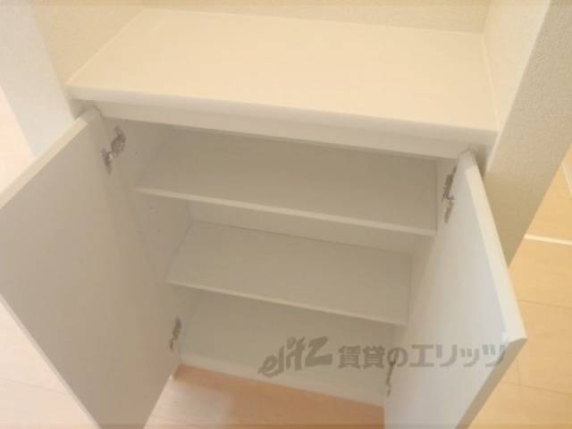 下駄箱　イメージ写真