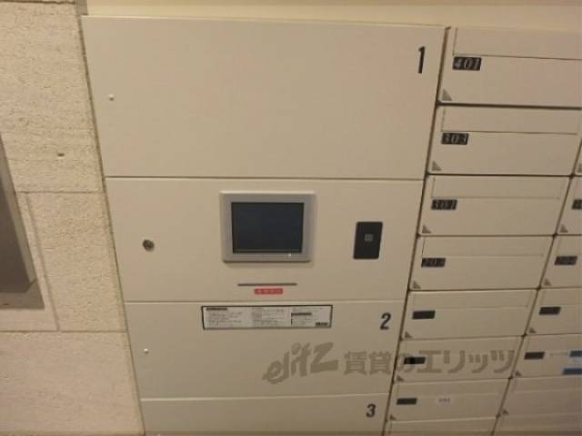 宅配ボックス