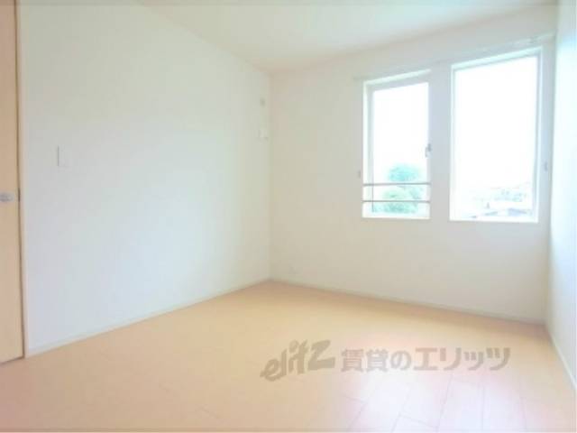 洋室　リビングの横にある洋室です。