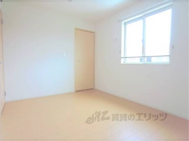 洋室　廊下の奥にある洋室です。