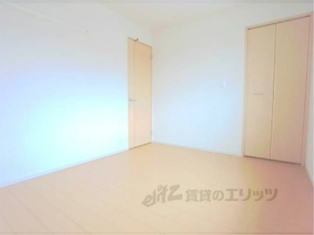 洋室　廊下の奥にある洋室です。