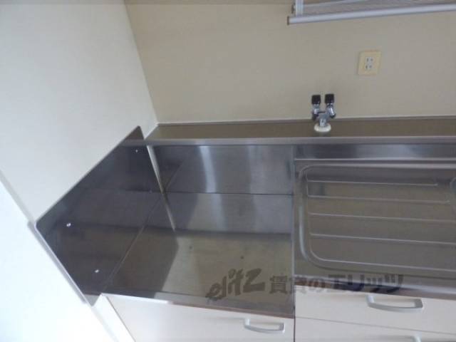 キッチン　コンロ置き場