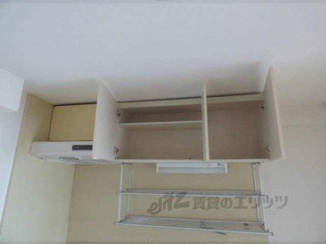 キッチン　収納