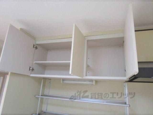 キッチン　収納