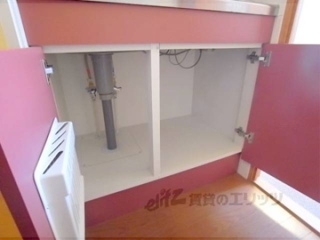 キッチン　下部収納