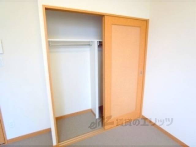 収納　充分な大きさの収納。