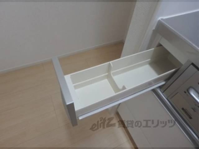 キッチン　キッチン下部収納