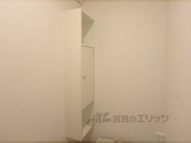 トイレ　収納