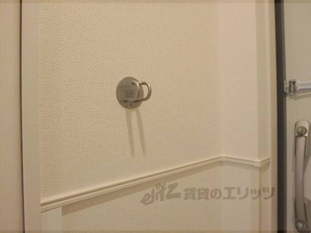玄関　リード用フック