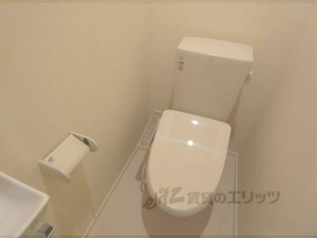 トイレ　洗浄機能付きのトイレになります