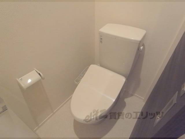 トイレ　洗浄機能付きのトイレになります