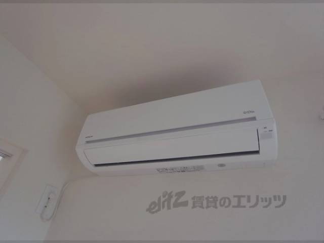 エアコン　リビングに一基付いています