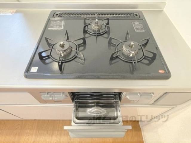 キッチン　コンロ