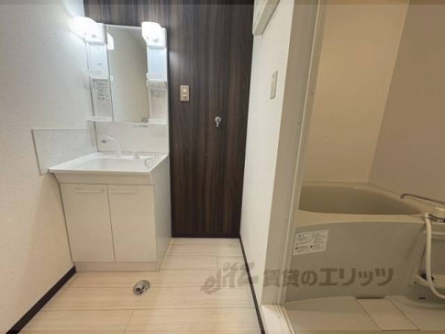 洗濯機置場　クローゼットタイプです。