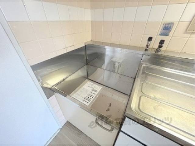 キッチン　コンロ置き場