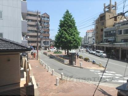 和室　二階和室の東側より
