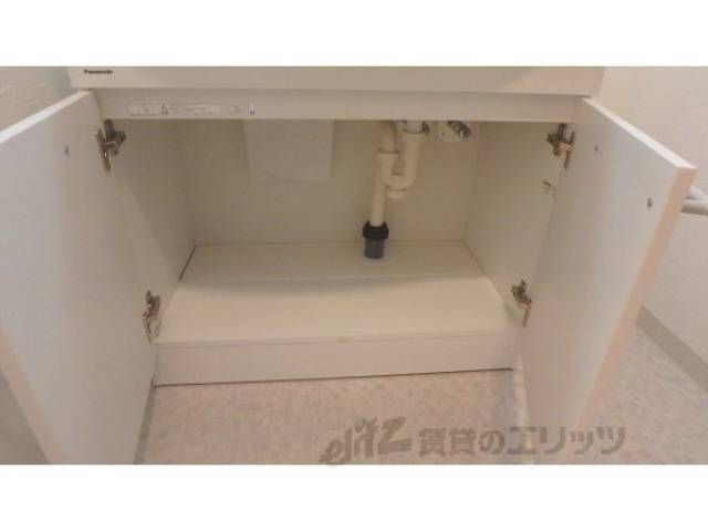 洗面所　収納