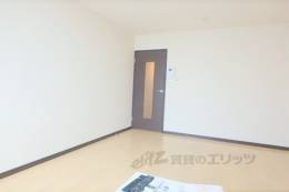 レオネクストコンフォール百々室内写真2
