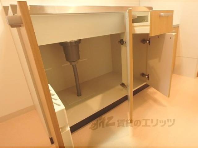 キッチン下収納