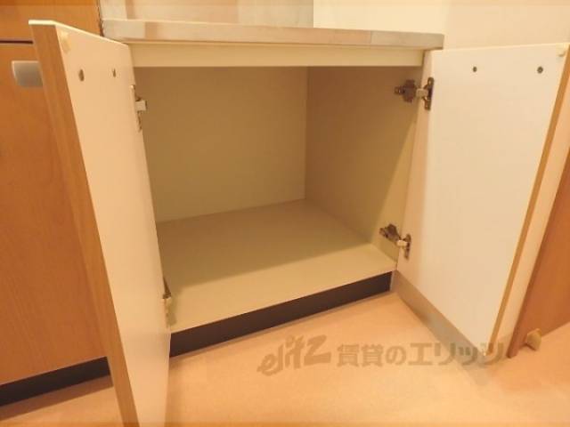 キッチン下収納